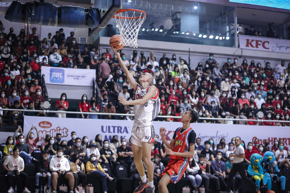 Teknik Chest Pass pada Bola Basket